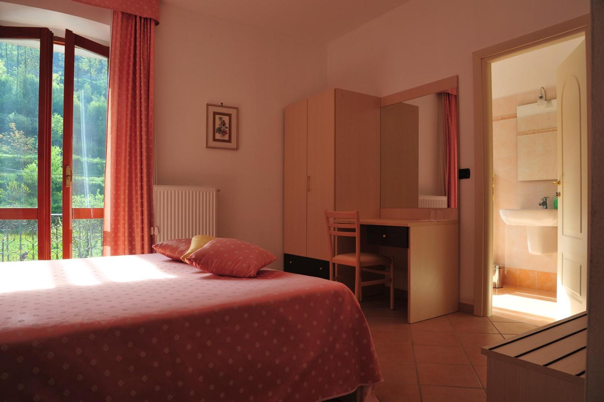 Affittacamere B&B Trattoria Della Posta Майссана Экстерьер фото